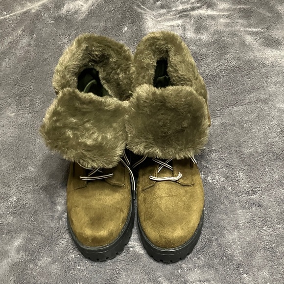 Rouge! Shoes - Rouge! Olive Lace Up Boots with Faux Fur
